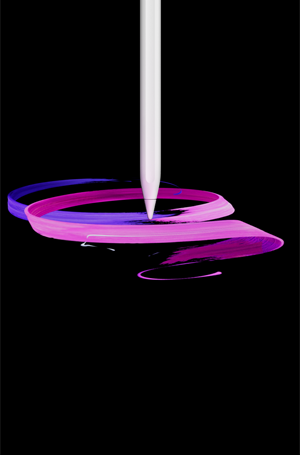 En Apple Pencil Pro i fargen hvit vises fra siden i stående retning. Enheten tegner abstrakte bånddesign i lilla og rosa.